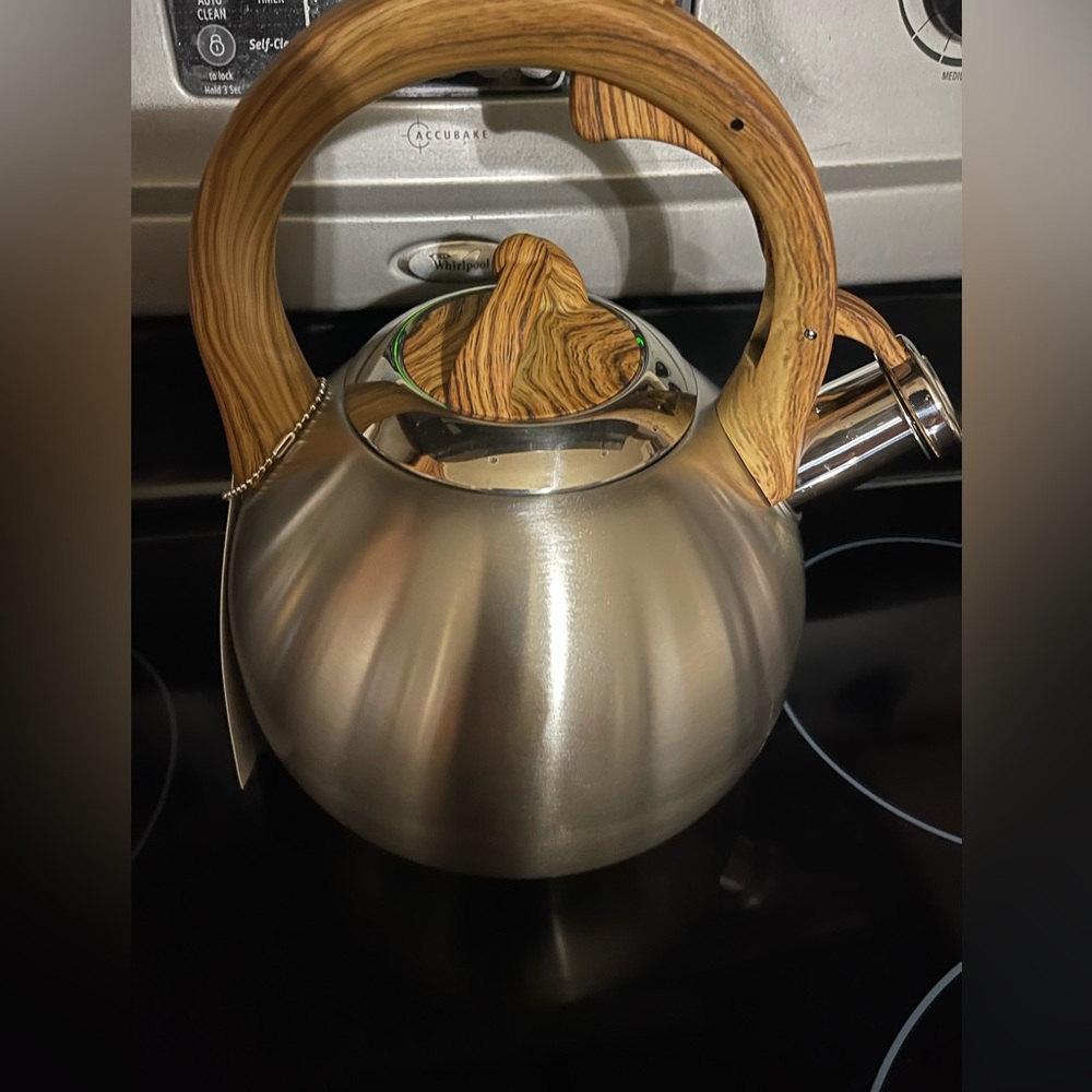 Stainless Steel Kettle with Wood Handle